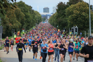 A sea of runners setting off on the half marathon