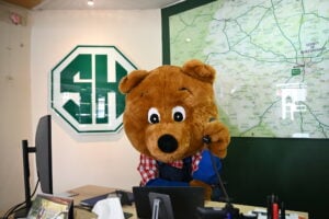 Benny Bear in Stook, Hill & Walse